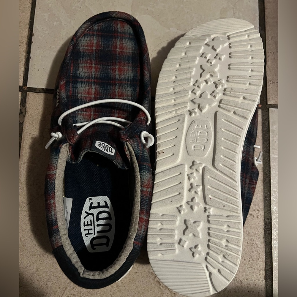 Hey Dude wally waffles brand new - Picture 3 of 5